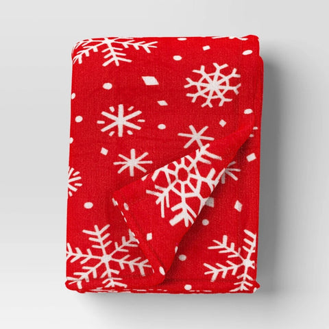 Christmas Snowflake Printed Plush Throw Blanket Red - Wondershop™